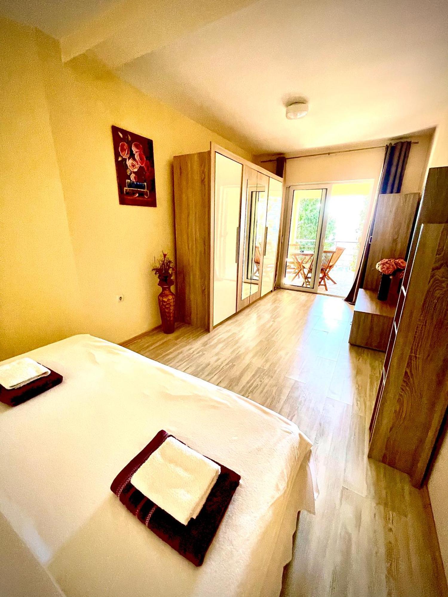 Holiday Home Viko Sutomore Exterior foto